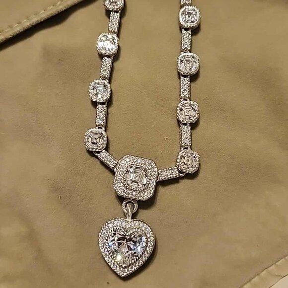 Judith Ripka Jewelry - Judith Ripka Vintage Heart Necklace